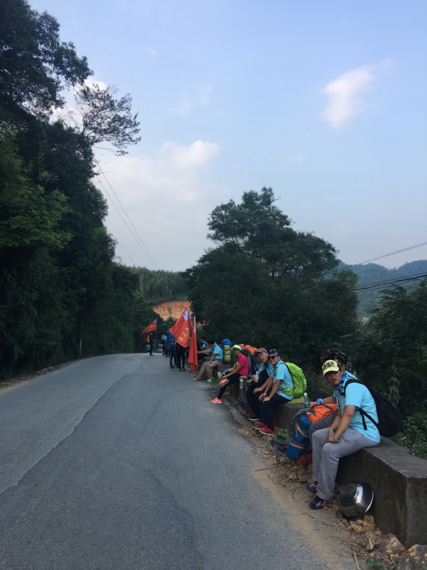 休息2_副本.jpg 休息2_副本.jpg