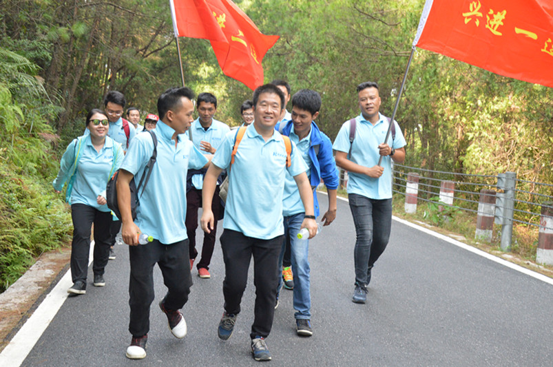 登頂路上(4)_副本.jpg 登頂路上(4)_副本.jpg